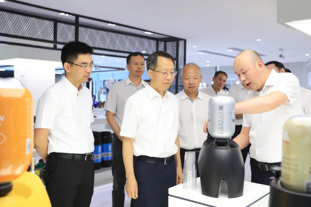 臺(tái)州市市委書(shū)記李躍旗蒞臨塔羅斯調(diào)研